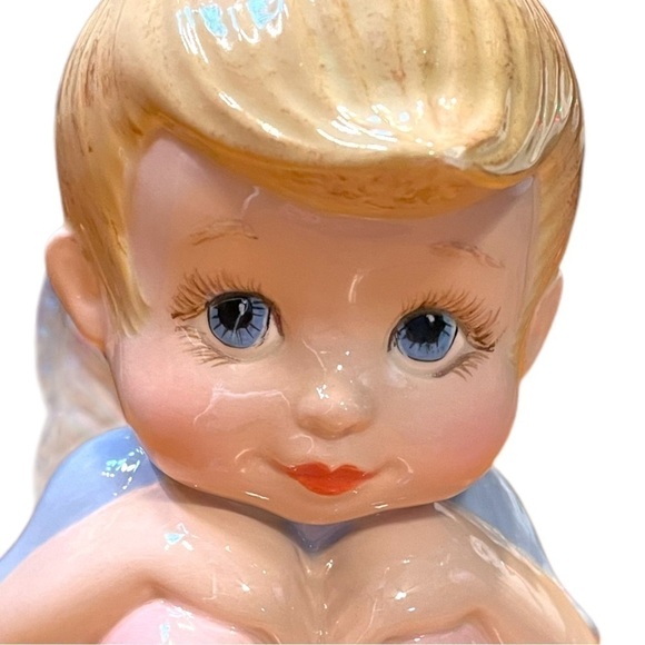 𝅺baby Tinkerbell porcelain figurine, no markings, adorable,about 6 inches tall - Picture 3 of 8
